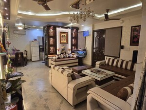 Gym in 4 BHK Builder Floor at Rajendra Nagar Sector 3 – for Sale