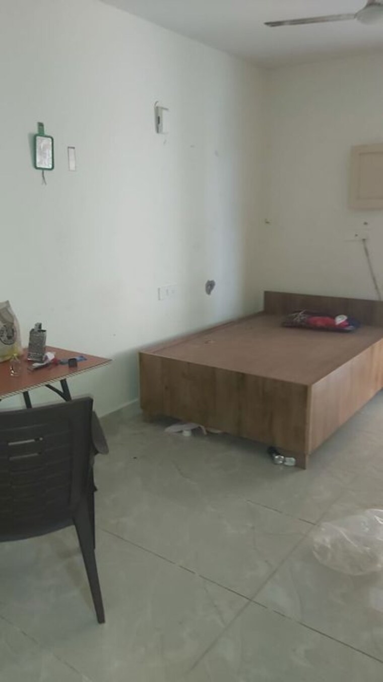 Bedroom, mayur vihar 1 RK 300 Sq.Ft. Builder Floor In Mayur Vihar Delhi 10382595