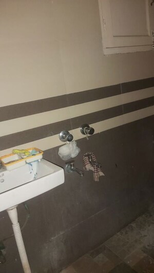 Furnished Amenities in 1 RK Builder Floor at Mayur Vihar – for Rent