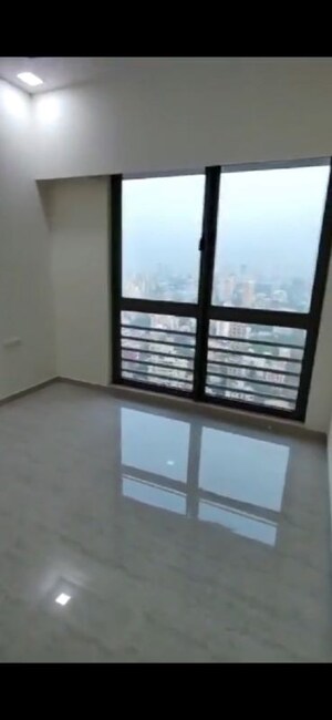 Room in 3.5 BHK Apartment at Sheth Auris Serenity Tower 1, Malad West – for Rent