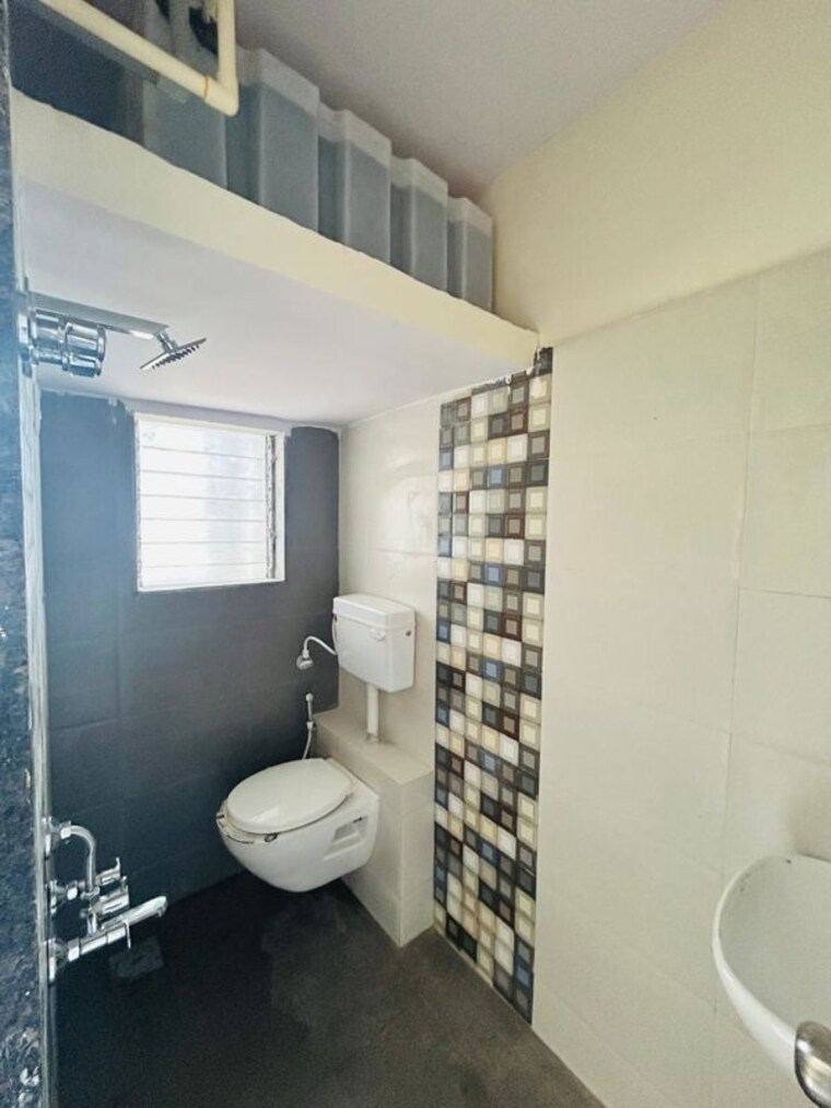 Bathroom, raheja-reflections 1 Bedroom 595 Sq.Ft. Apartment In Kandivali East Mumbai 10382604