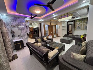 Team Area in 4 BHK Builder Floor at Shalimar Garden Extension I – for Sale