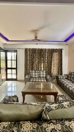 3 BHK + Pooja Room Builder Floor For Rent in Palam Vihar Residents Association