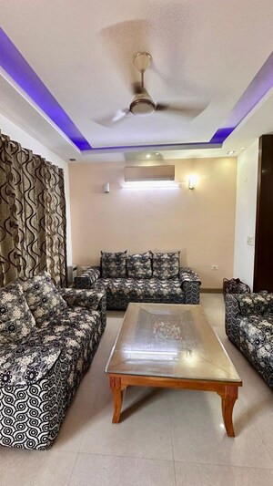 Bedroom in 3 BHK Builder Floor at Palam Vihar Residents Association, Palam Vihar – for Rent