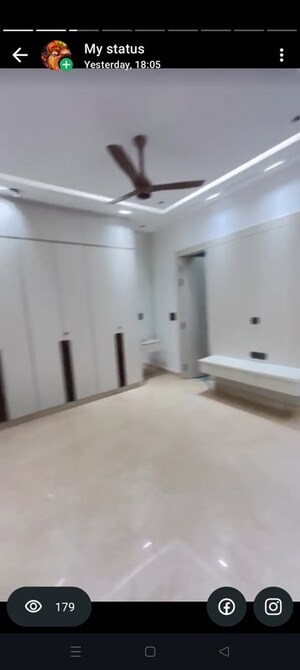 Building Lobby in 4 BHK Builder Floor at Gyan Khand ii – for Sale