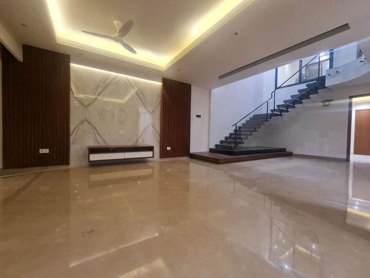 Room, dda-platinum-heights 3 Bedroom 1250 Sq.Yd. Apartment In Sector 18 Dwarka Delhi 10382609