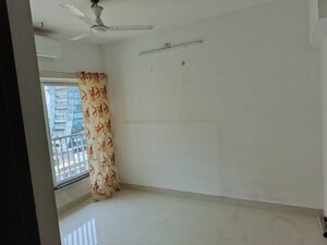 Room in 1 BHK Apartment at Arkade Serene, Malad West – for Rent