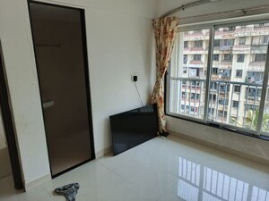 Room in 1 BHK Apartment at Arkade Serene, Malad West – for Rent
