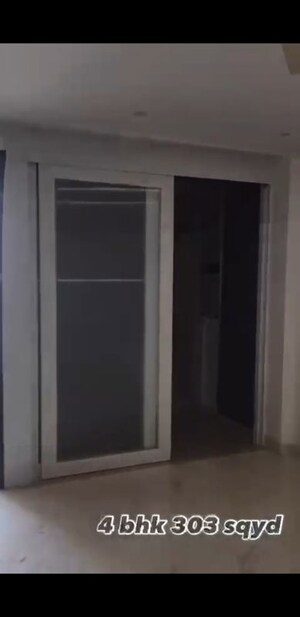 Building Lobby in 4 BHK Builder Floor at Sector 85 – for Sale