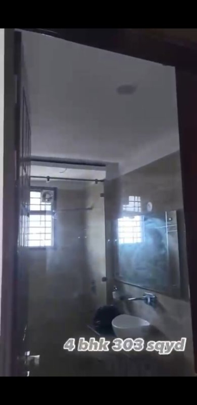 undefined, sector 85 4 Bedroom 303 Sq.Yd. Builder Floor In Sector 85 Faridabad 10382642