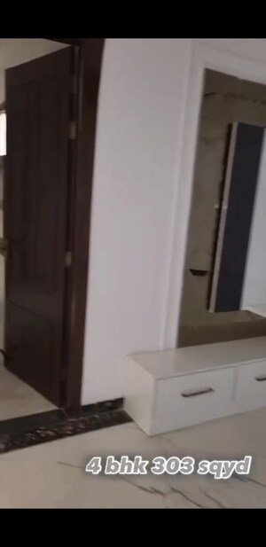Building Lobby in 4 BHK Builder Floor at Sector 85 – for Sale