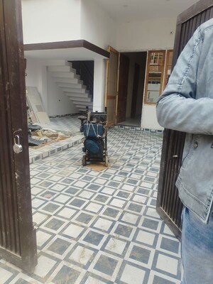 Parking in 2 BHK Independent House at Indira Nagar – for Sale