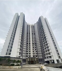 1 BHK + Store Room Apartment For Sale in Rizvi Cedar