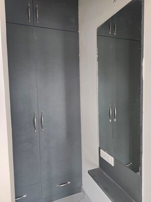 Furnished Amenities in 3 BHK Apartment at Thakkarwal – for Rent