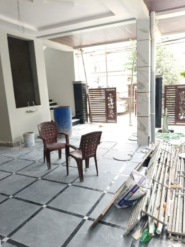  Parking, uppal 5 Bedroom 200 Sq.Yd. Independent House In Uppal Hyderabad 10380790