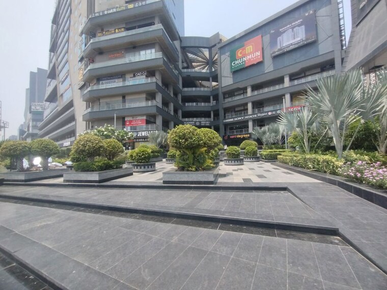 Exterior View, galaxy-blue-sapphire-plaza Commercial Shop 181 Sq.Ft. In Sector 4 Greater Noida Greater Noida 10382692