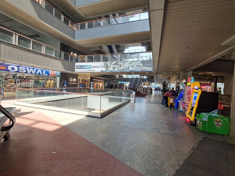 Exterior View, galaxy-blue-sapphire-plaza Commercial Shop 181 Sq.Ft. In Sector 4 Greater Noida Greater Noida 10382692