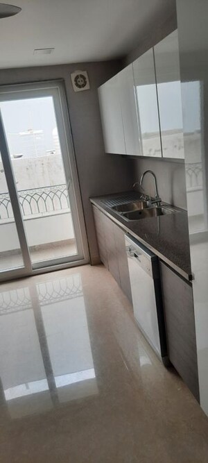 Balcony in 3 BHK Apartment at Central Park Resorts, Sector 48 – for Rent