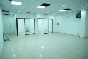 Room in  Office Space in IT/SEZ at Sector 74 A – for Rent