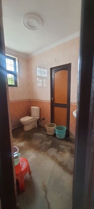 Bathroom in 2.5 BHK Independent House at Sector 16 A – for Rent
