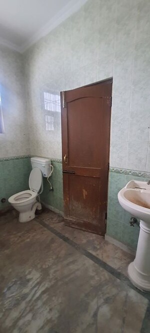 Bathroom in 2.5 BHK Independent House at Sector 16 A – for Rent