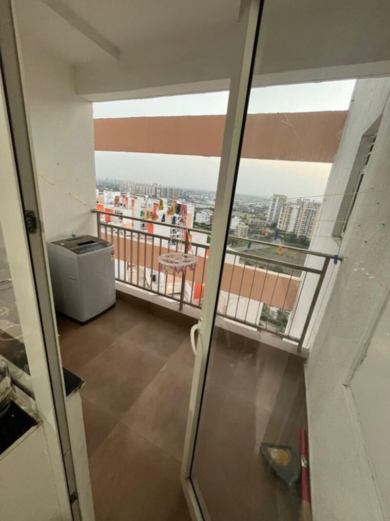Balcony, shapoorji-pallonji-joyville-gurgaon 3 Bedroom 1852 Sq.Ft. Apartment In Sector 102 Gurgaon 10382723