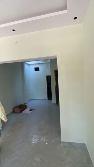 Room in 2 BHK Independent House at Maulviganj – for Sale