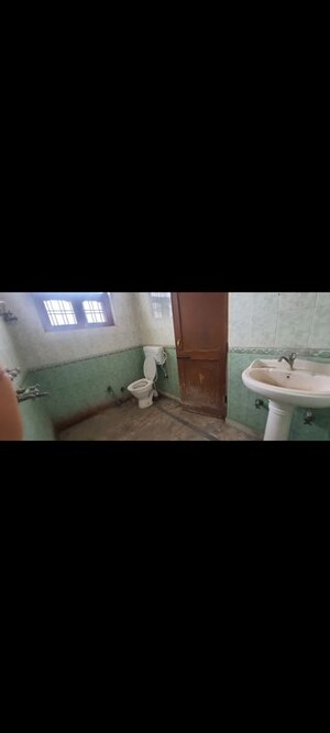 Bathroom in 2 BHK Independent House at Sector 16 A – for Rent