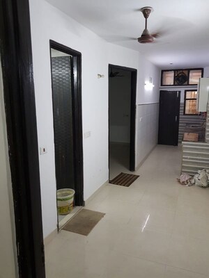 Room in 1 BHK Builder Floor at Lajpat Nagar I – for Rent