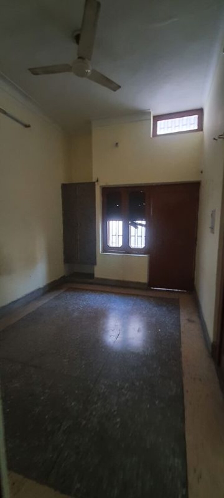 Room, sector 16 a 2.5 Bedroom 133 Sq.Ft. Independent House In Sector 16 A Faridabad 10382749