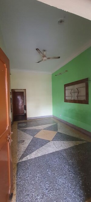Living Room in 2.5 BHK Independent House at Sector 16 A – for Rent