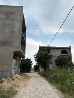 Plot For Sale in Duhai