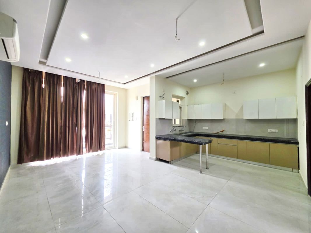3 BHK + Store Room 1550 Sq.Ft. Apartment in Maya Garden City