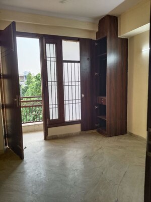 Room in 2 BHK Builder Floor at Malviya Nagar – for Rent