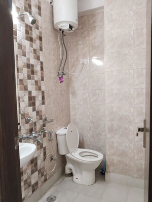 Bathroom in 2 BHK Builder Floor at Malviya Nagar – for Rent