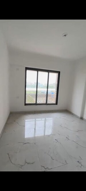 Room in 2 BHK Apartment at Lodha Elite, Dombivli East – for Rent