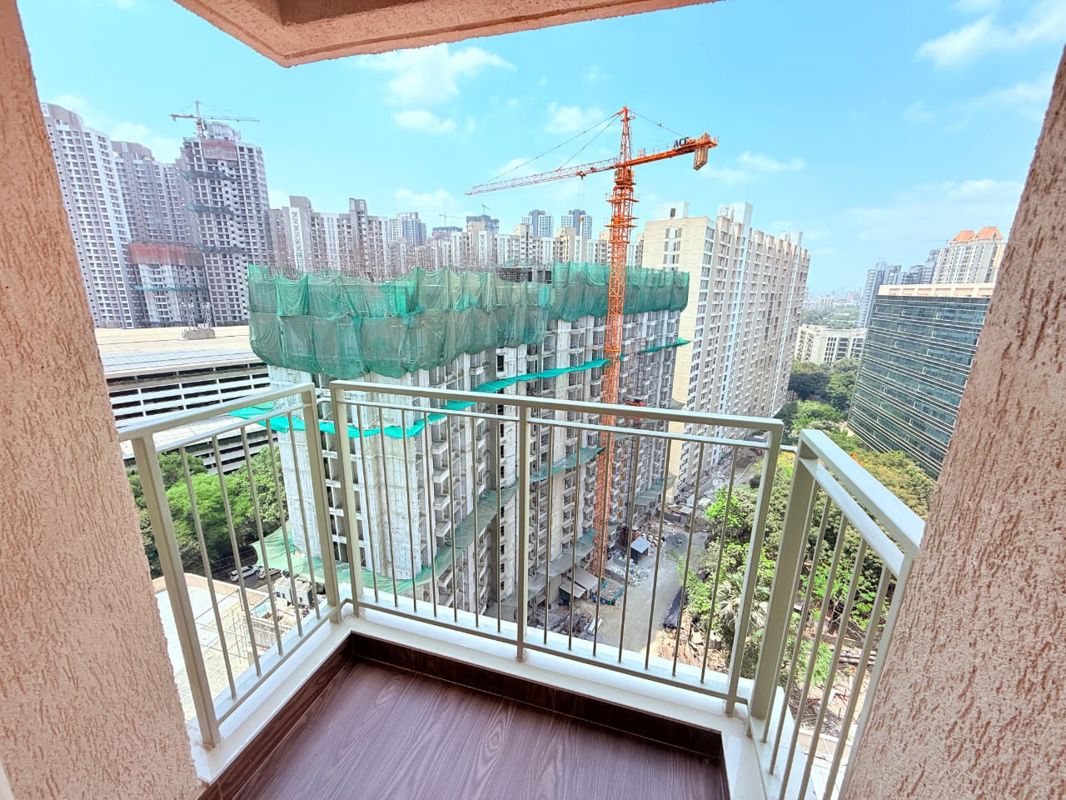 2 BHK Apartment For Rent in Lodha Crown Kolshet