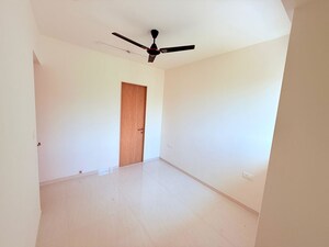 Room in 2 BHK Apartment at Lodha Crown Kolshet, Kolshet Road – for Rent