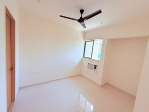 Room in 2 BHK Apartment at Lodha Crown Kolshet, Kolshet Road – for Rent