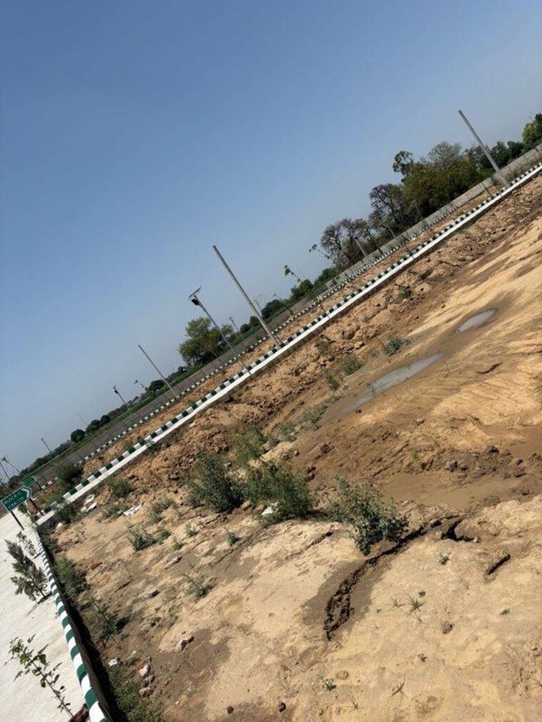 undefined, upsidc site b  95 Sq.Yd. Plot In Upsidc Site B Greater Noida 10382795