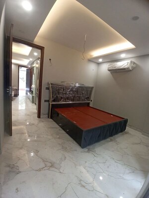 Bedroom in 2 BHK Builder Floor at Sector 27 – for Rent