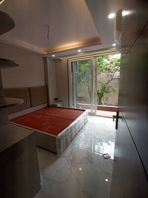Kitchen in 2 BHK Builder Floor at Sector 27 – for Rent