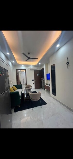 Living Room in 2 BHK Builder Floor at Sector 43 – for Rent