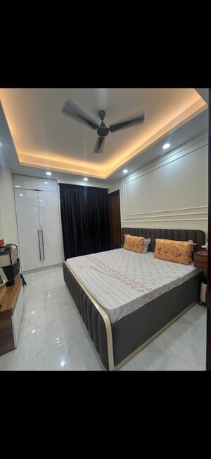 Bedroom in 2 BHK Builder Floor at Sector 43 – for Rent