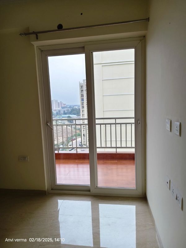 3 BHK 1640 Sq.Ft. Apartment in Omega Windsor Greens