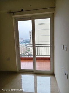 3 BHK Apartment For Rent in Omega Windsor Greens