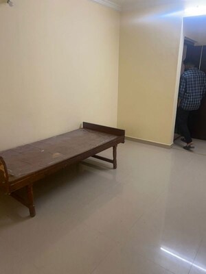 Living Room in 2 BHK Apartment at Kutwal Colony – for Rent
