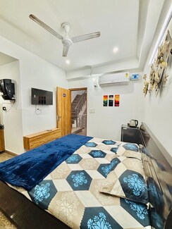 1 RkBuilder Floor For Rent in Sector 41