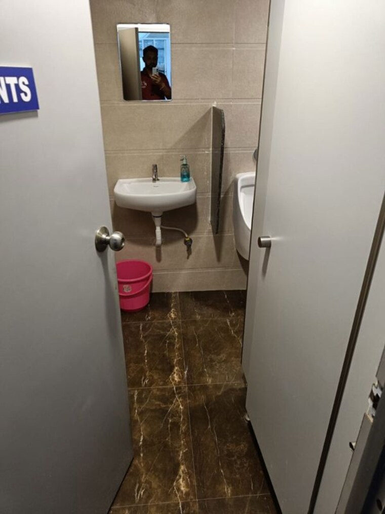Attached Bathroom, sunder-plaza Commercial Office Space 1770 Sq.Ft. In Camp Pune 10382840