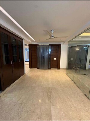 Room in 4 BHK Builder Floor at Pamposh Enclave – for Rent